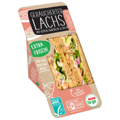 REWE to go Geräucherter Lachs Sandwich mit roten Zwiebeln und Salat